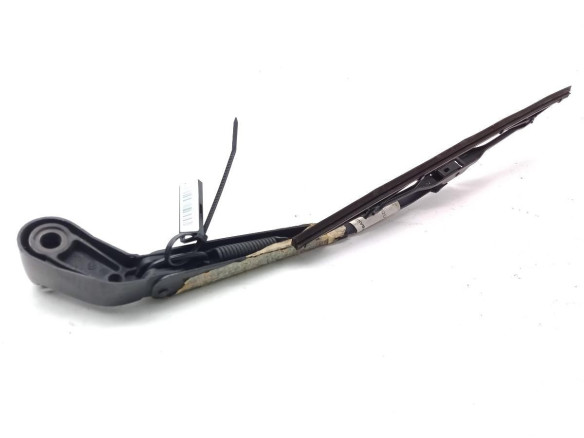 BRAZO LIMPIAPARABRISAS TRA PORTÓN VW GOLF III (1H1)|Desguaces La Cabaña