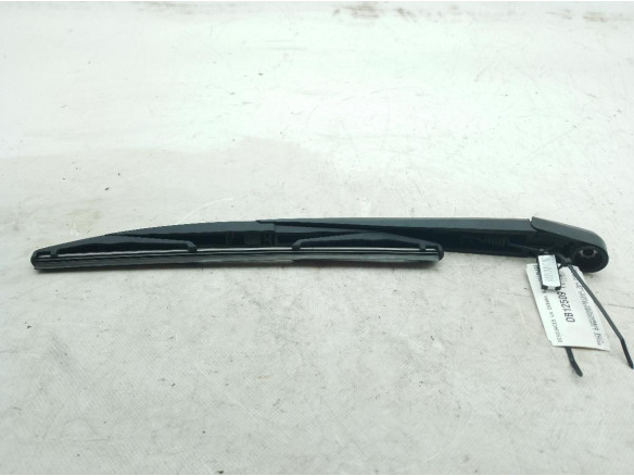 BRAZO LIMPIAPARABRISAS TRA PORTÓN MAZDA 6 Ranchera familiar (GJ, GL)|Desguaces La Cabaña
