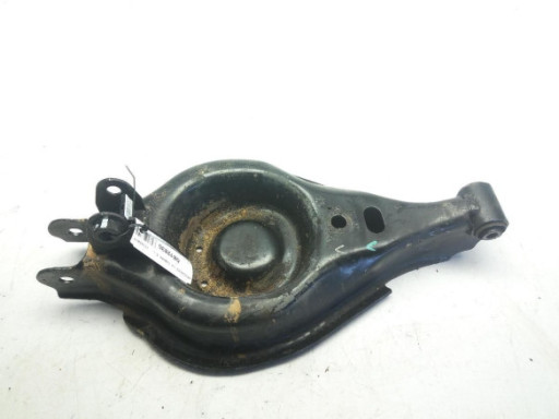 BRAZO SUSPENSION TRASERO DERECHO INFERIOR CENTRAL|Desguaces La Cabaña