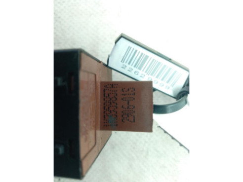 1K3959857A MANDO ELEVALUNAS PUERTA LAT DEL IZQ VW CADDY III Furgón (2KA, 2KH, 2CA, 2CH)|Desguaces La Cabaña