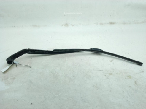 8356 BRAZO LIMPIAPARABRISAS DEL IZQ MAZDA 6 Ranchera familiar (GJ, GL)|Desguaces La Cabaña