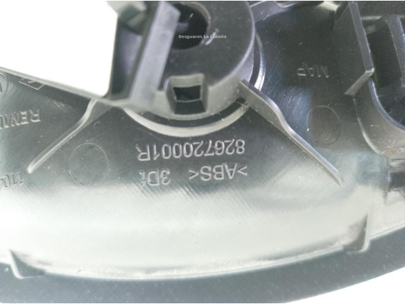 826720001R MANILLA PUERTA LAT DEL DER INT RENAULT MEGANE III Fastback (BZ0_)|Desguaces La Cabaña