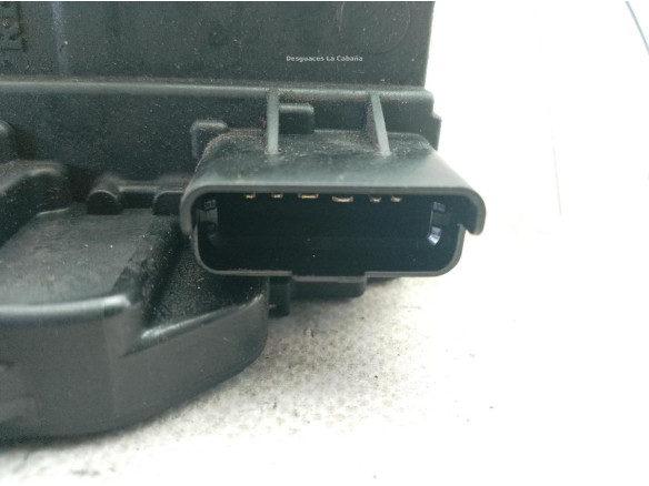 CERRADURA PUERTA LAT TRA IZQ RENAULT MEGANE III Fastback (BZ0_)|Desguaces La Cabaña