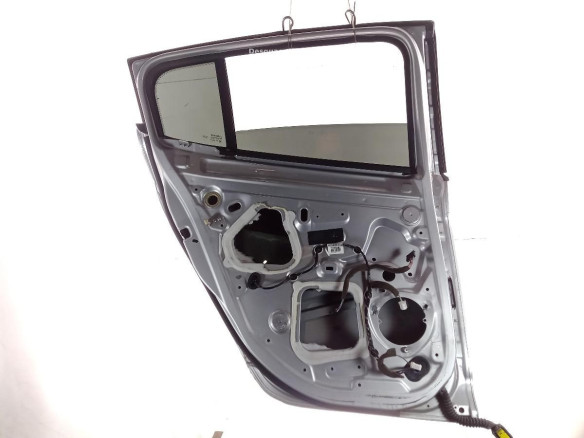 821003885R  PUERTA LAT TRA IZQ RENAULT MEGANE III Fastback (BZ0_)|Desguaces La Cabaña