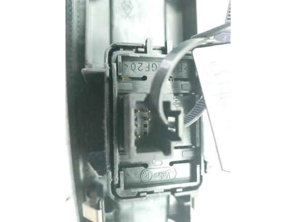 MANDO ELEVALUNAS PUERTA LAT DEL DER RENAULT MEGANE III Fastback (BZ0_)|Desguaces La Cabaña