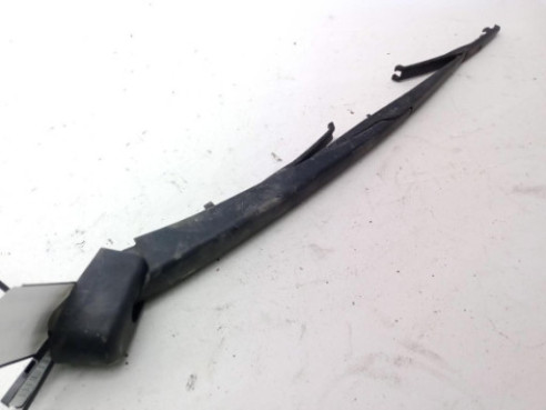 13354359  BRAZO LIMPIAPARABRISAS TRA PORTÓN OPEL ADAM (M13)|Desguaces La Cabaña