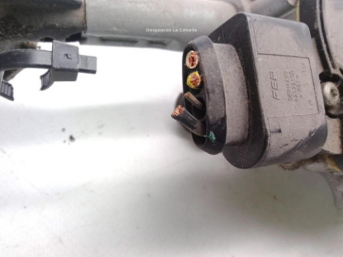 13354342 MOTOR LIMPIAPARABRISAS DEL OPEL ADAM (M13)|Desguaces La Cabaña