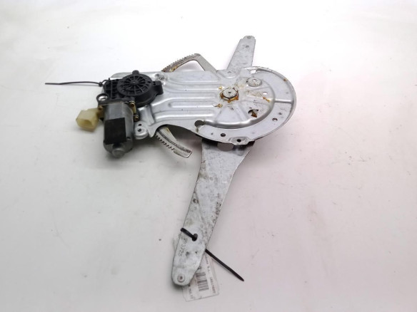 30784577  ELEVALUNAS PUERTA LAT DEL DER VOLVO XC90 I (275)|Desguaces La Cabaña