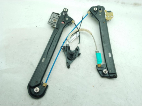 A1187300601 ELEVALUNAS PUERTA LAT TRA DER MERCEDES BENZ CLA (C118)|Desguaces La Cabaña