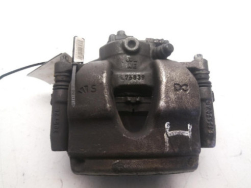 7407264A106 MOTOR LIMPIAPARABRISAS TRA MERCEDES BENZ CLASE A (W177)|Desguaces La Cabaña 2
