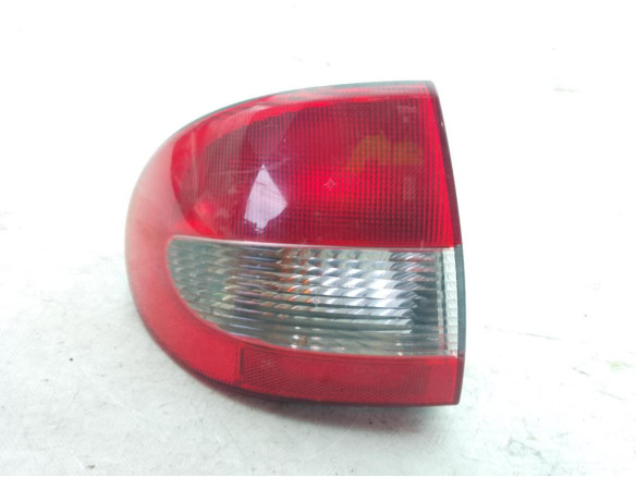 7700428058  PILOTO TRA IZQ EXT RENAULT MEGANE I Classic (LA0/1_)|Desguaces La Cabaña