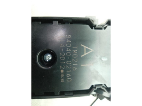 8404002160 MANDO ELEVALUNAS PUERTA LAT DEL IZQ TOYOTA COROLLA Ranchera familiar (_E21_)|Desguaces La Cabaña