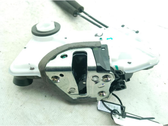 6904002491  CERRADURA PUERTA LAT DEL IZQ TOYOTA COROLLA Ranchera familiar (_E21_)|Desguaces La Cabaña