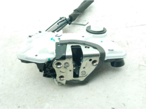 6903002511  CERRADURA PUERTA LAT DEL DER TOYOTA COROLLA Ranchera familiar (_E21_)|Desguaces La Cabaña