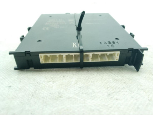 8511012080 MOTOR LIMPIAPARABRISAS DEL TOYOTA COROLLA Ranchera familiar (_E21_)|Desguaces La Cabaña 2