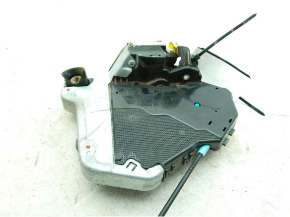 6904053100  CERRADURA PUERTA LAT DEL IZQ LEXUS IS III (_E3_)|Desguaces La Cabaña