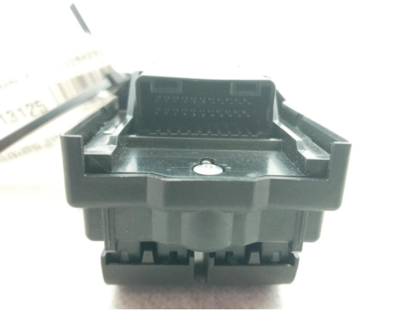 8404053230 MANDO ELEVALUNAS PUERTA LAT DEL IZQ LEXUS IS III (_E3_)|Desguaces La Cabaña