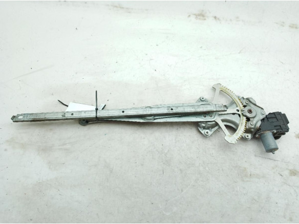 8572053111 ELEVALUNAS PUERTA LAT DEL IZQ LEXUS IS III (_E3_)|Desguaces La Cabaña