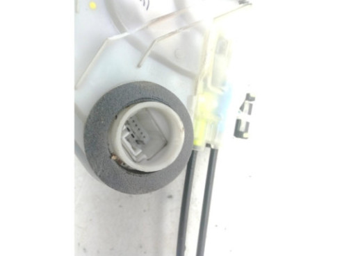 693300H050 CERRADURA PUERTA LAT TRA DER TOYOTA AYGO (_B4_)|Desguaces La Cabaña