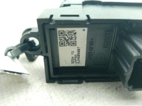 AJM80S007 INTERRUPTOR FRENO MANO ELECTRICO MAZDA 6 Ranchera familiar (GJ, GL)|Desguaces La Cabaña
