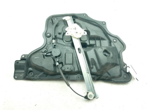 1593004340 MOTOR LIMPIAPARABRISAS DEL MAZDA 6 Ranchera familiar (GJ, GL)|Desguaces La Cabaña