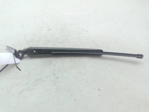 5K6955707B BRAZO LIMPIAPARABRISAS TRA PORTÓN VW GOLF VI (5K1)|Desguaces La Cabaña