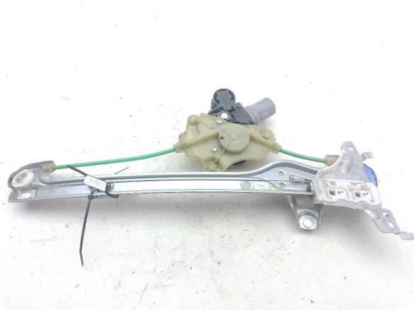 C86183106 ELEVALUNAS PUERTA LAT TRA IZQ TOYOTA COROLLA Ranchera familiar (_E21_)|Desguaces La Cabaña