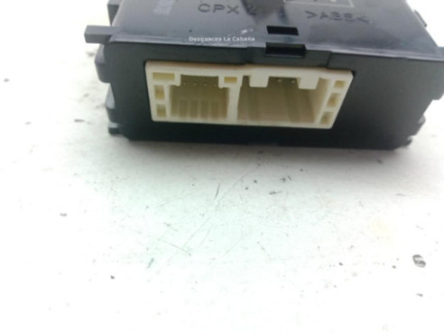 8511012080 MOTOR LIMPIAPARABRISAS DEL TOYOTA COROLLA Ranchera familiar (_E21_)|Desguaces La Cabaña 2