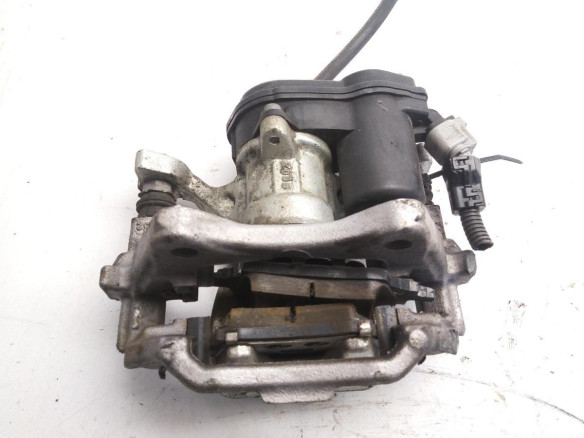 PINZA TRA IZQ TOYOTA COROLLA Ranchera familiar (_E21_)|Desguaces La Cabaña