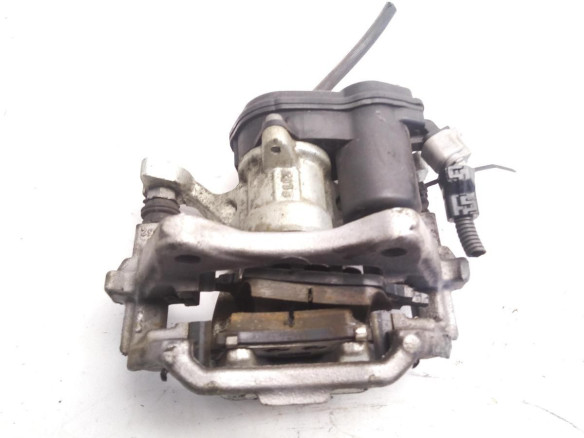 PINZA TRA IZQ TOYOTA COROLLA Ranchera familiar (_E21_)|Desguaces La Cabaña