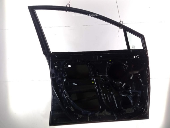 670020F011  PUERTA LAT DEL IZQ TOYOTA COROLLA Verso (ZER_, ZZE12_, R1_)|Desguaces La Cabaña