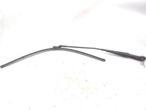 20812593 BRAZO LIMPIAPARABRISAS DEL IZQ OPEL ZAFIRA TOURER C (P12)|Desguaces La Cabaña