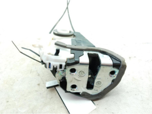 690500D310  CERRADURA PUERTA LAT TRA DER TOYOTA YARIS (_P13_)|Desguaces La Cabaña