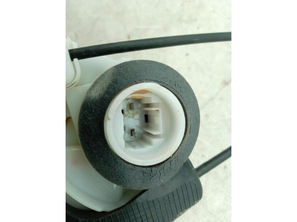 690500D310  CERRADURA PUERTA LAT TRA DER TOYOTA YARIS (_P13_)|Desguaces La Cabaña