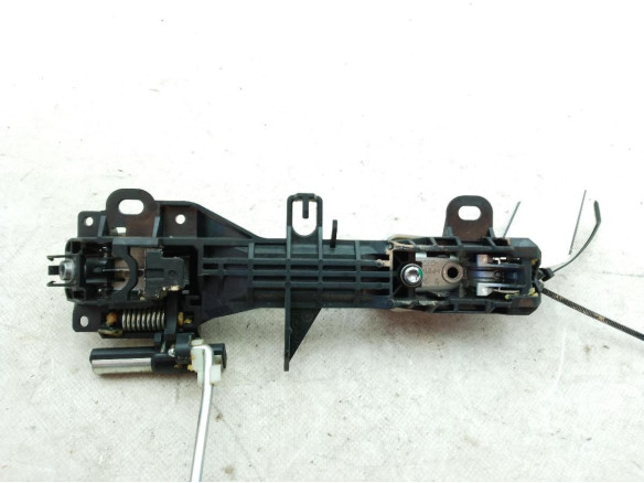 692110D130  MANILLA PUERTA LAT DEL DER EXT TOYOTA YARIS (_P13_)|Desguaces La Cabaña