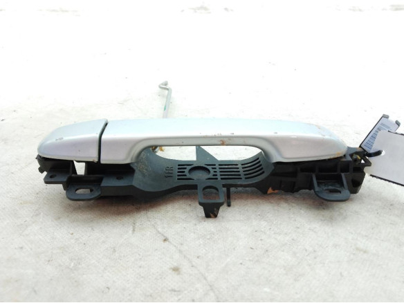 692110D130  MANILLA PUERTA LAT DEL DER EXT TOYOTA YARIS (_P13_)|Desguaces La Cabaña