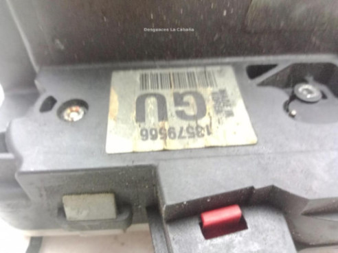 13579566 CERRADURA PUERTA LAT TRA DER OPEL ZAFIRA TOURER C (P12)|Desguaces La Cabaña
