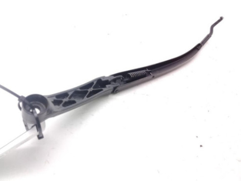 8521153120  BRAZO LIMPIAPARABRISAS DEL DER LEXUS IS III (_E3_)|Desguaces La Cabaña