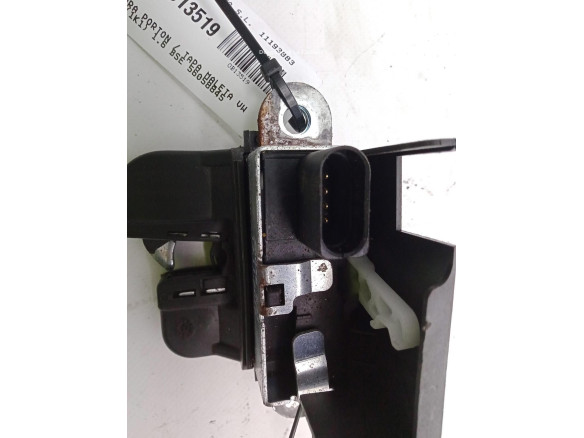 56058845 CERRADURA PORTON / TAPA MALETA VW GOLF V (1K1)|Desguaces La Cabaña