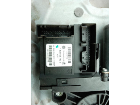 1K0959793J ELEVALUNAS PUERTA LAT DEL IZQ VW CADDY III Furgón (2KA, 2KH, 2CA, 2CH)|Desguaces La Cabaña