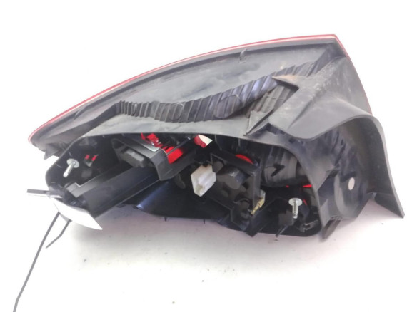 PILOTO TRA DER PEUGEOT 407 (6D_)|Desguaces La Cabaña