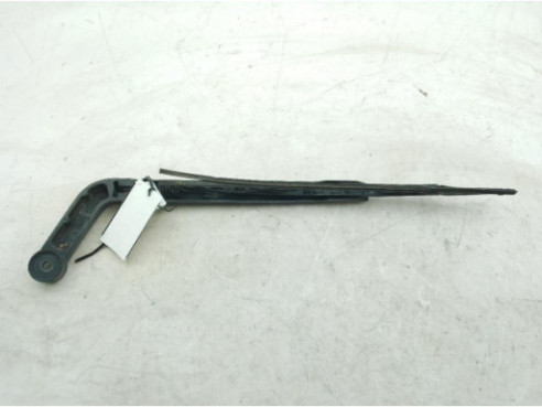DKB500690  BRAZO LIMPIAPARABRISAS TRA PORTÓN LAND ROVER DISCOVERY IV (L319)|Desguaces La Cabaña