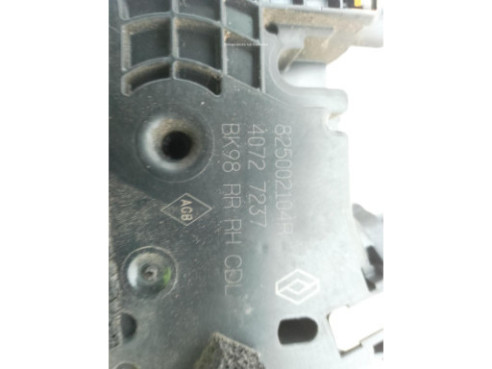 825002104R CERRADURA PUERTA LAT TRA DER RENAULT CLIO IV (BH_)|Desguaces La Cabaña
