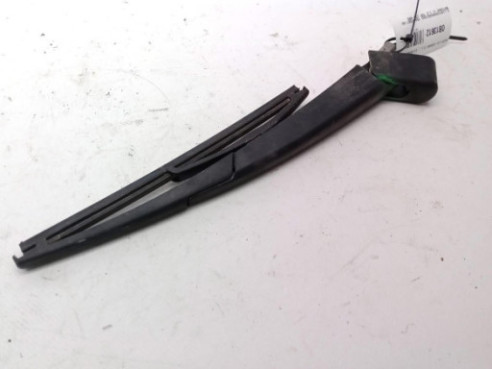 BRAZO LIMPIAPARABRISAS TRA PORTÓN PEUGEOT 308 II|Desguaces La Cabaña