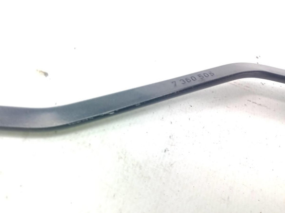 7360506 BRAZO LIMPIAPARABRISAS DEL IZQ BMW X1 (F48)|Desguaces La Cabaña