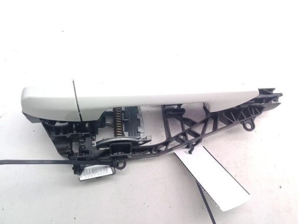 51217396306 MANILLA PUERTA LAT TRA DER EXT BMW X1 (F48)|Desguaces La Cabaña