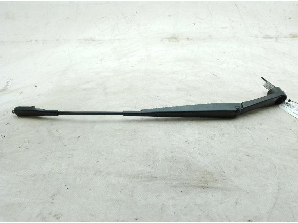 98310Q0000 BRAZO LIMPIAPARABRISAS DEL IZQ HYUNDAI i20 III (BC3, BI3)|Desguaces La Cabaña