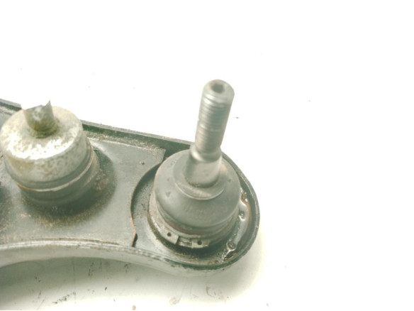 LR051614  BRAZO SUSPENSION DEL DER SUP LAND ROVER DISCOVERY IV (L319)|Desguaces La Cabaña