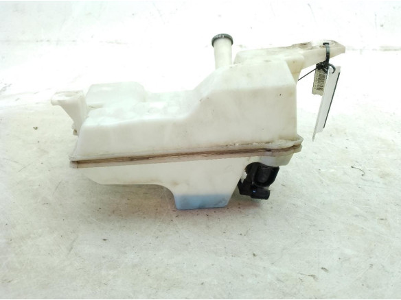 BV6117B613B BOTE LIMPIAPARABRISAS FORD FOCUS III Turnier|Desguaces La Cabaña