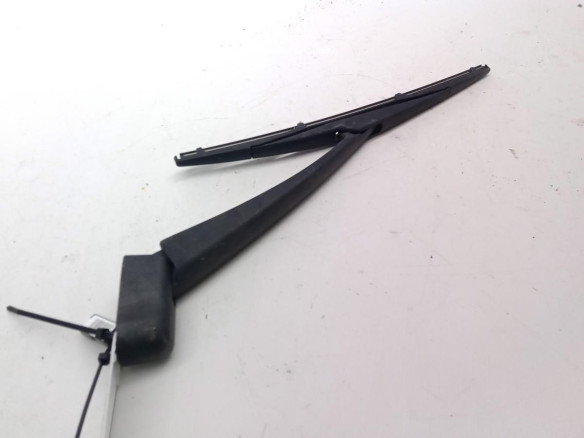988111H000  BRAZO LIMPIAPARABRISAS TRA PORTÓN KIA SPORTAGE (SL)|Desguaces La Cabaña